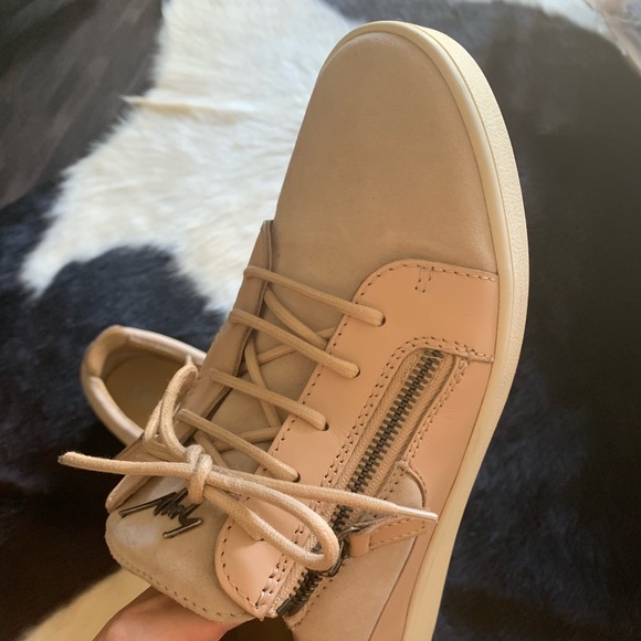 60% OFF - GIUSEPPE ZANOTTI SUEDE SNEAKERS - Picture 7 of 7